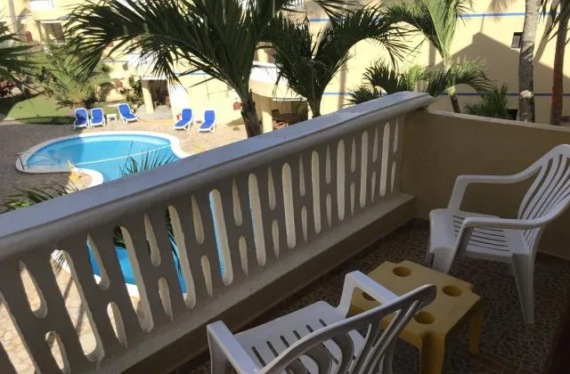 Ocean Manor Beach Resort Cabarete terraza vista piscina mer